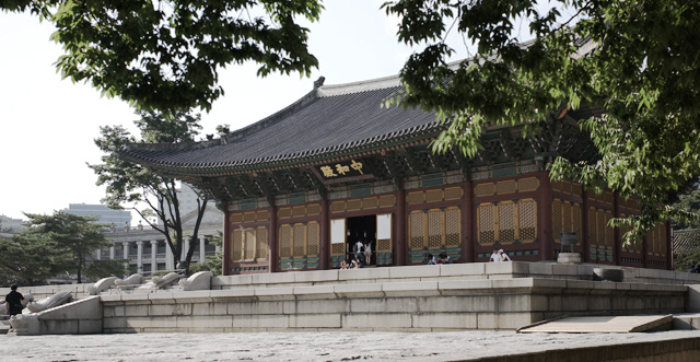 Deoksugung Palace