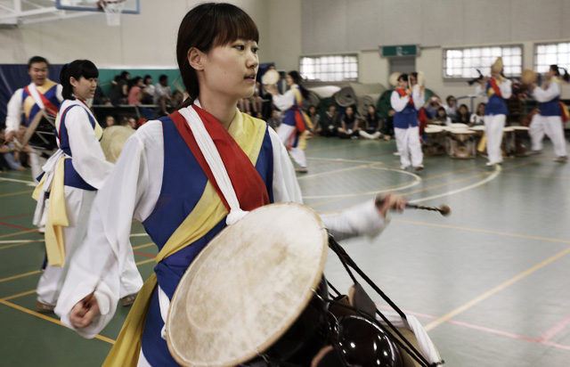 Traditional Performer